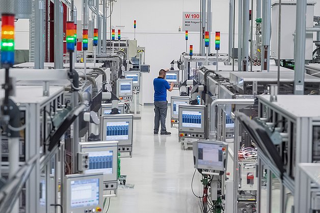 Das IMMS arbeitet mit zehn Partnern im Projekt RoMulus an intelligenten Sensorsystemen für die Industrie 4.0. Foto: Bosch.