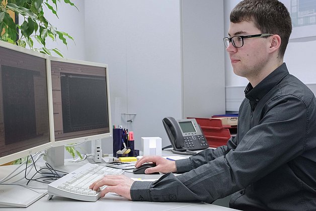 Gegen Hackerangriffe werden im Projekt VE-VIDES u.a. innovative Chip-Architekturen für vertrauenswürdige Elektronik entwickelt. Foto: IMMS.