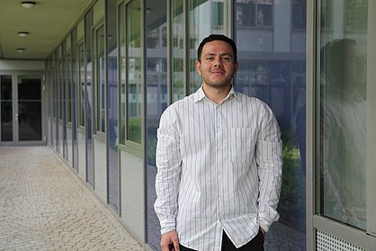 Ilmurat Bazarov, M.Sc., wissenschaftlicher Mitarbeiter im Themenbereich System Design. Foto: IMMS. Portraitfoto