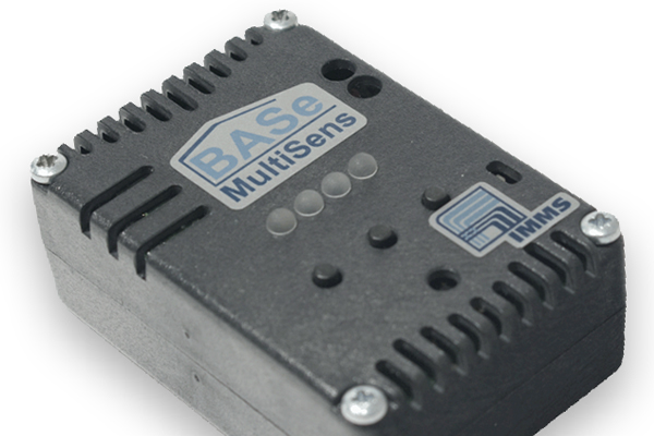 BASe-MultiSens mit Batterie/Akku Typ AA. Foto: IMMS.