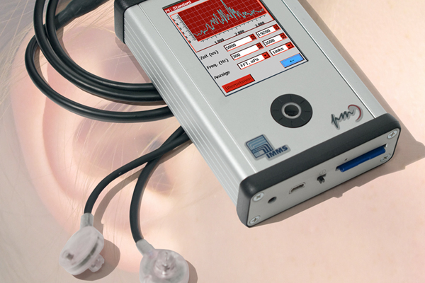 Am IMMS entwickeltes Audiodosimeter zur Lärmprävention. Foto: IMMS.
